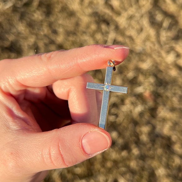Gold Tone Cross Pendant - Picture 10 of 11